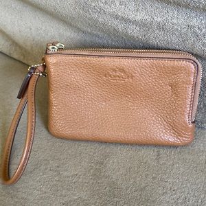 Coach Double Corner Zip Wristlet